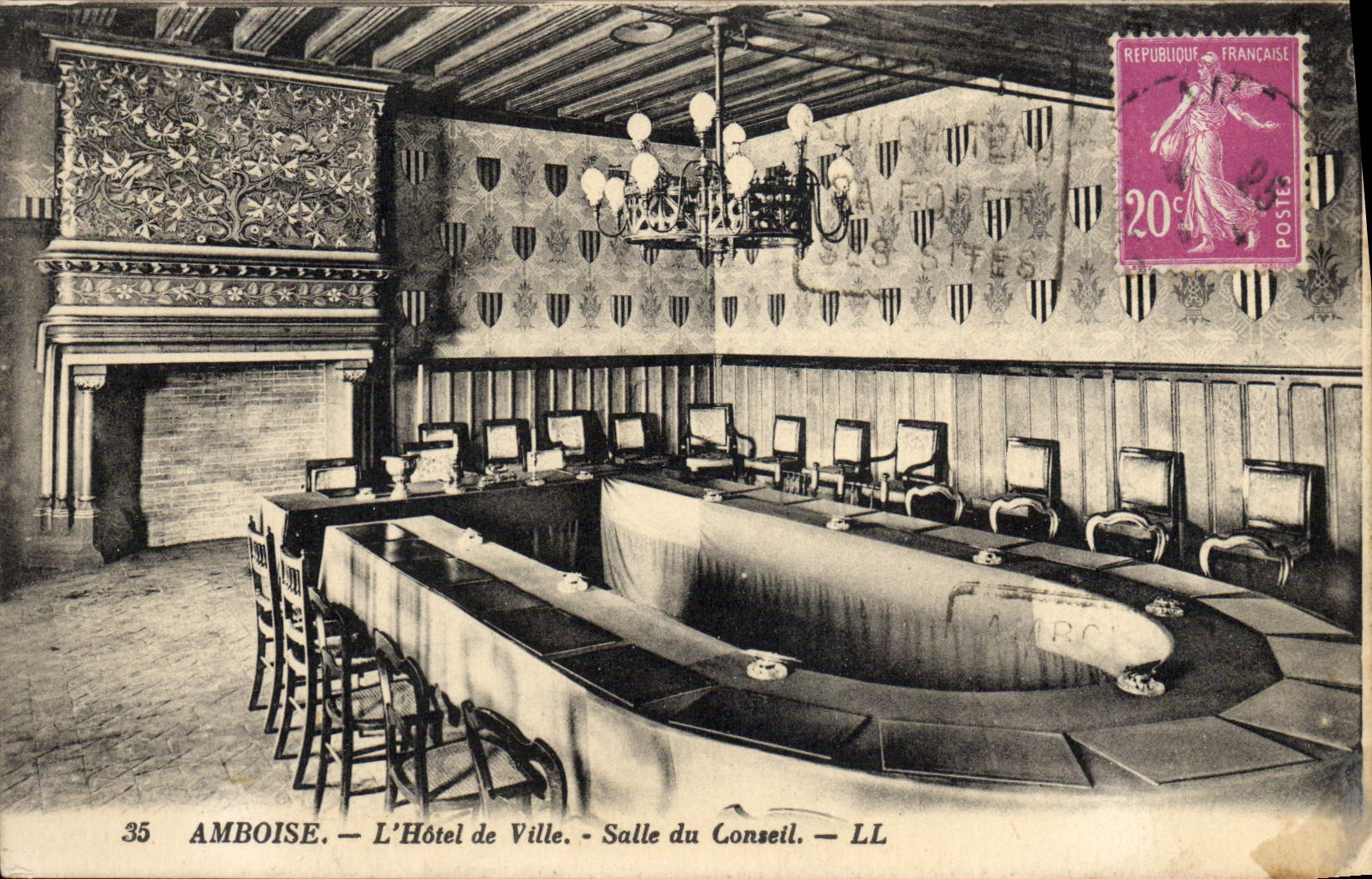 CPA Amboise L'Hotel De Ville Salle Du Conseil