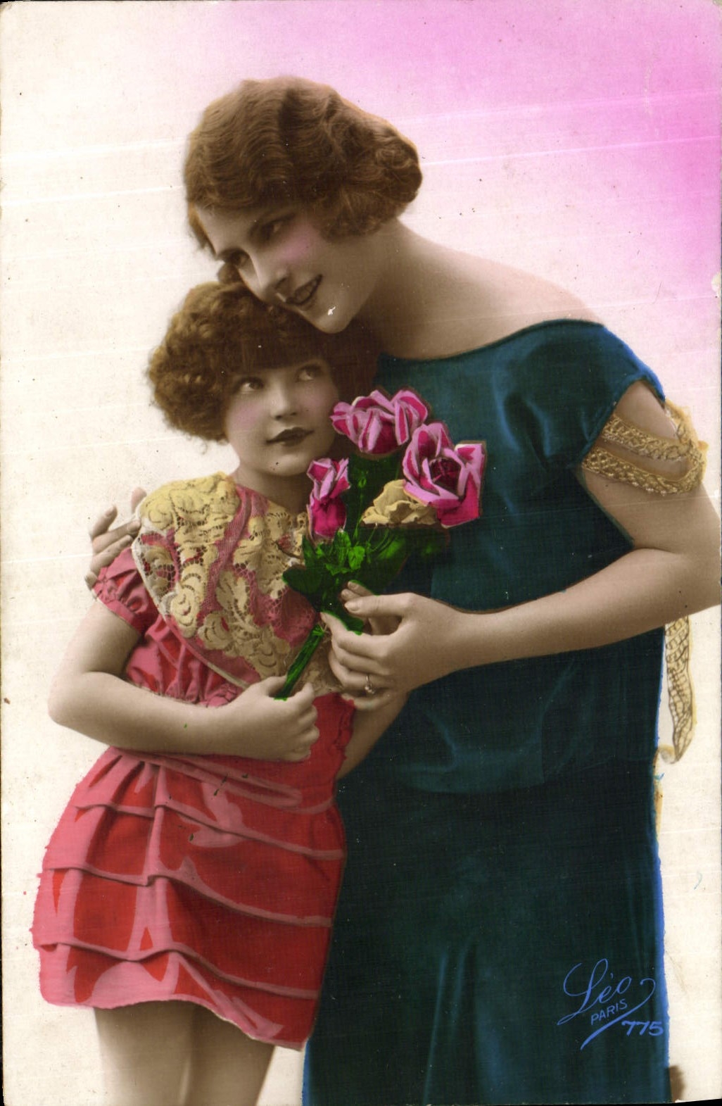 CPA Fantaisie Femme Enfant