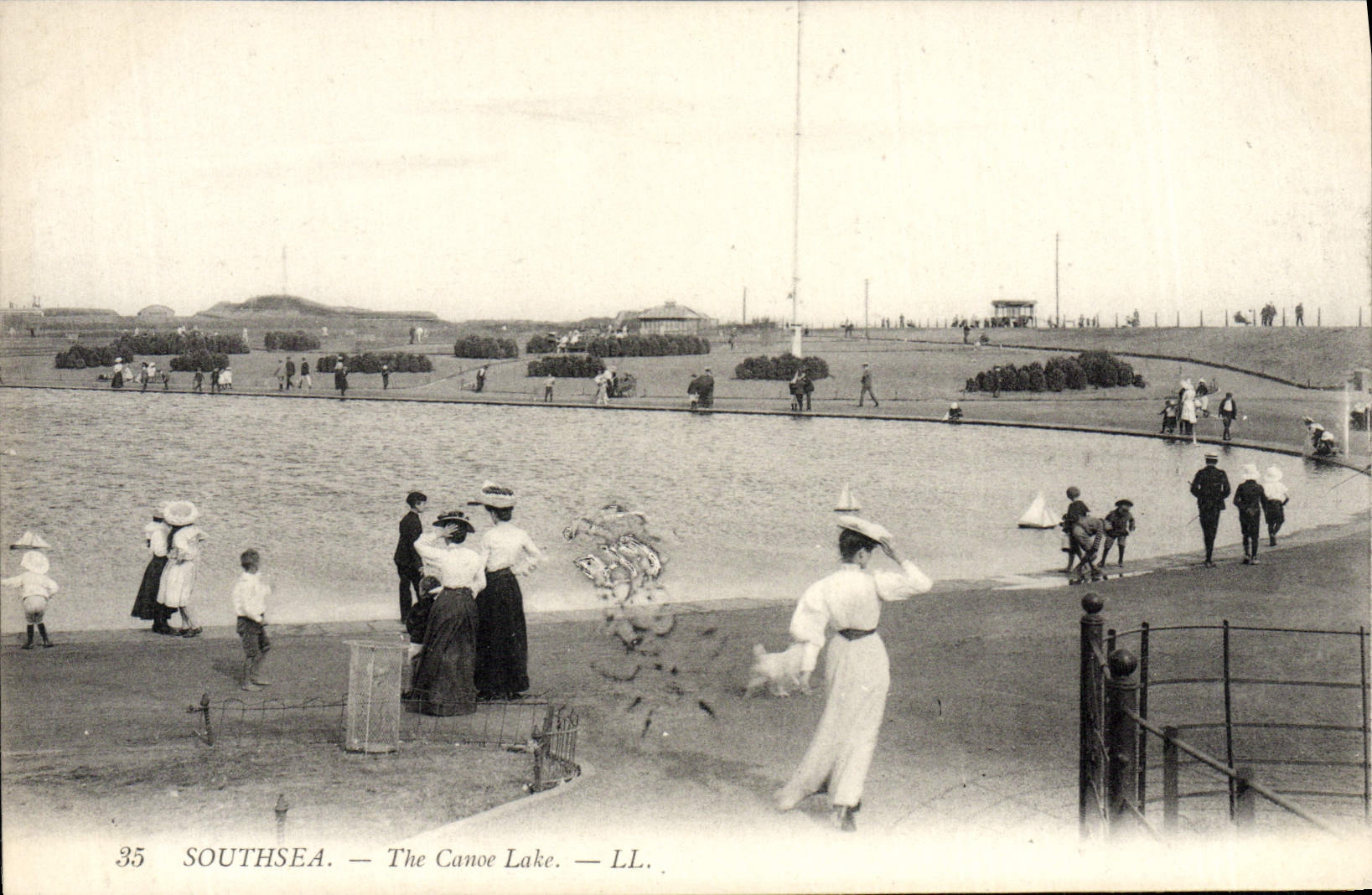 CPA Southsea The Canoe Lake