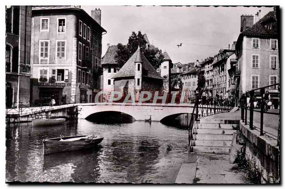 Annebey (Haute-Savoie) — Canal du Thiou et Palais de l'Isle — Éditions du Globe
