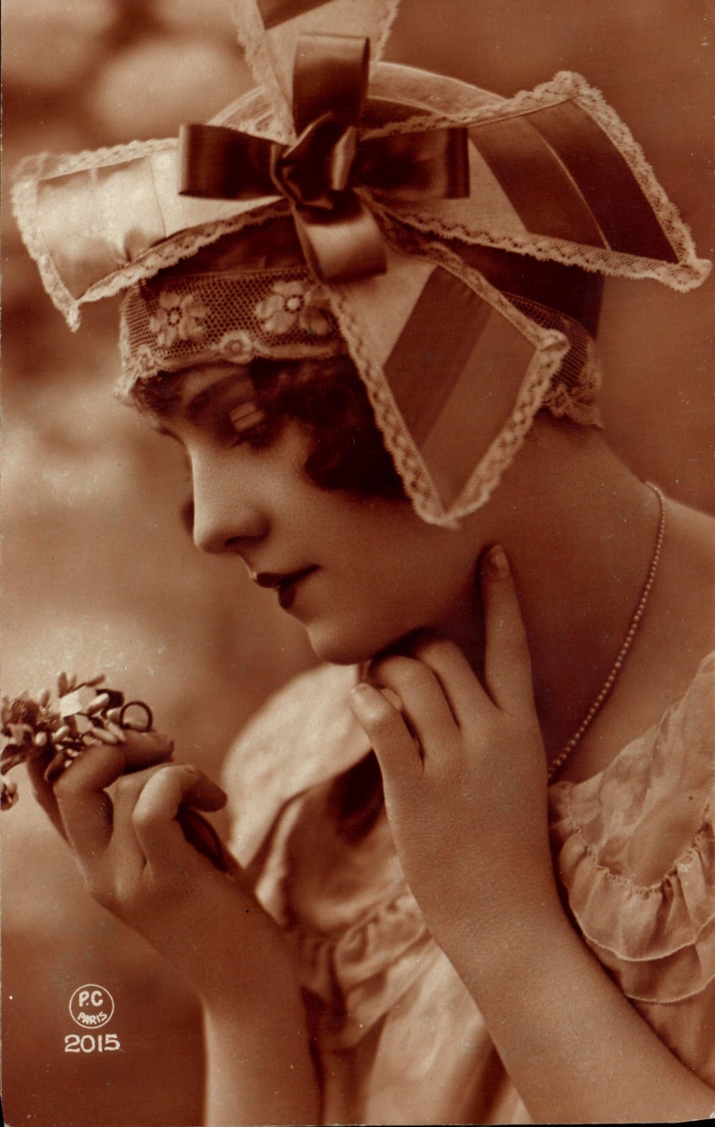 CPA Fantaisie Femme