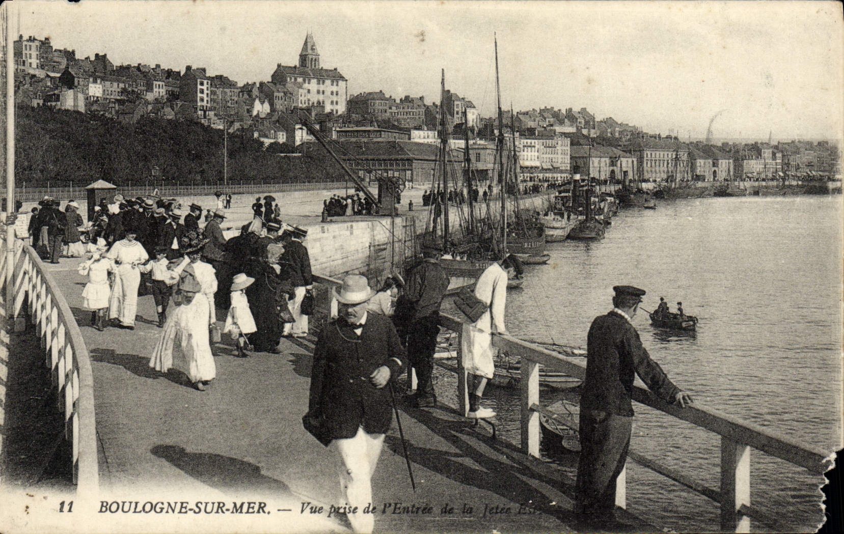 Boulogne-sur-Mer — Ansicht vom Eingang der Ostmole — n°11