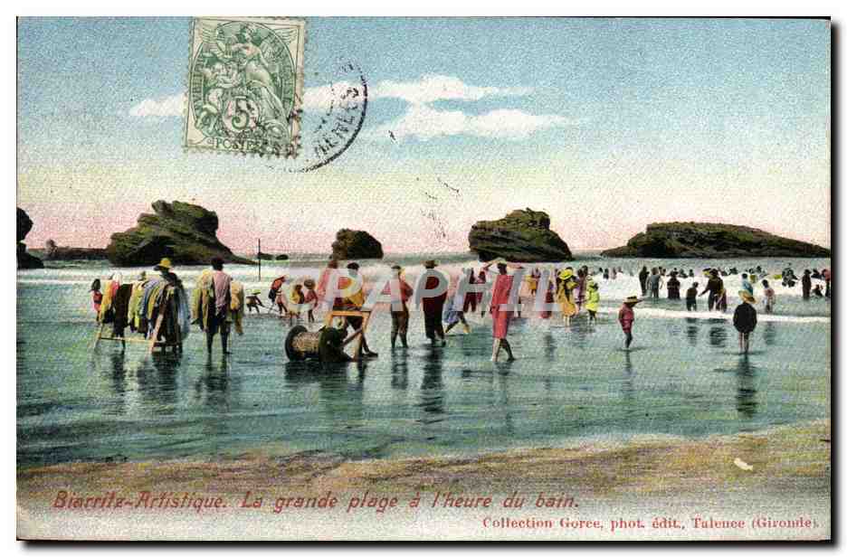 CPA Biarritz Artistique La Grande Plage a L'Heure du Bain