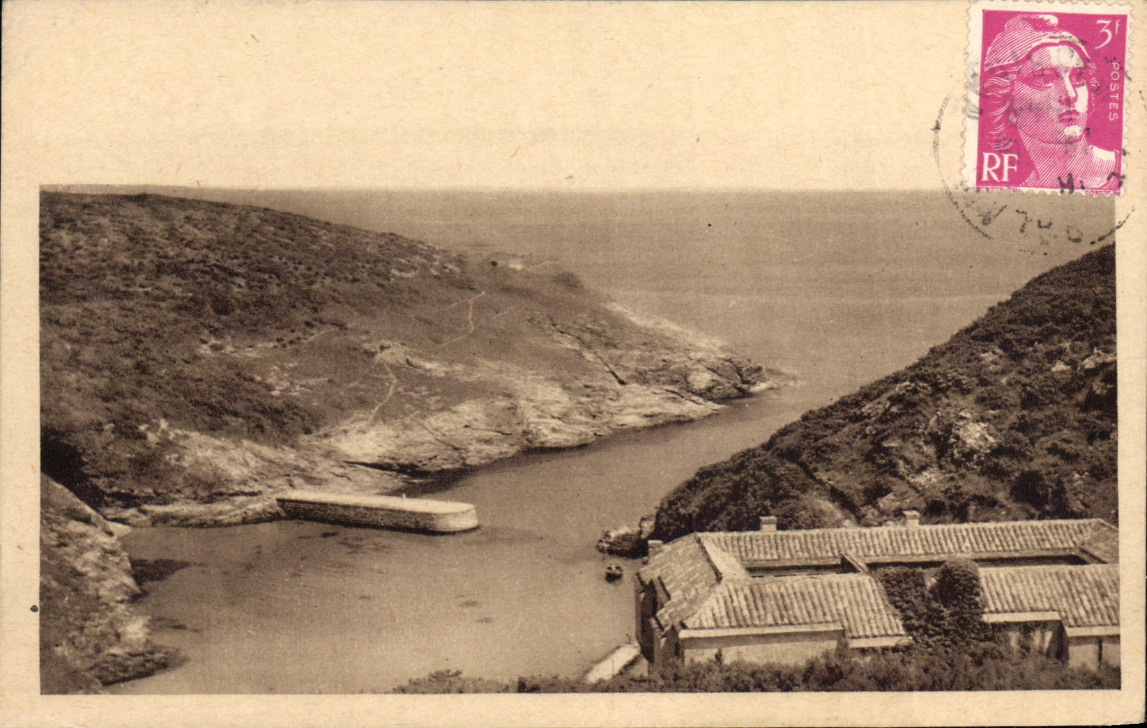 CPA Belle Ile en Mer Locmaria Port Maria au Sud de l'ile
