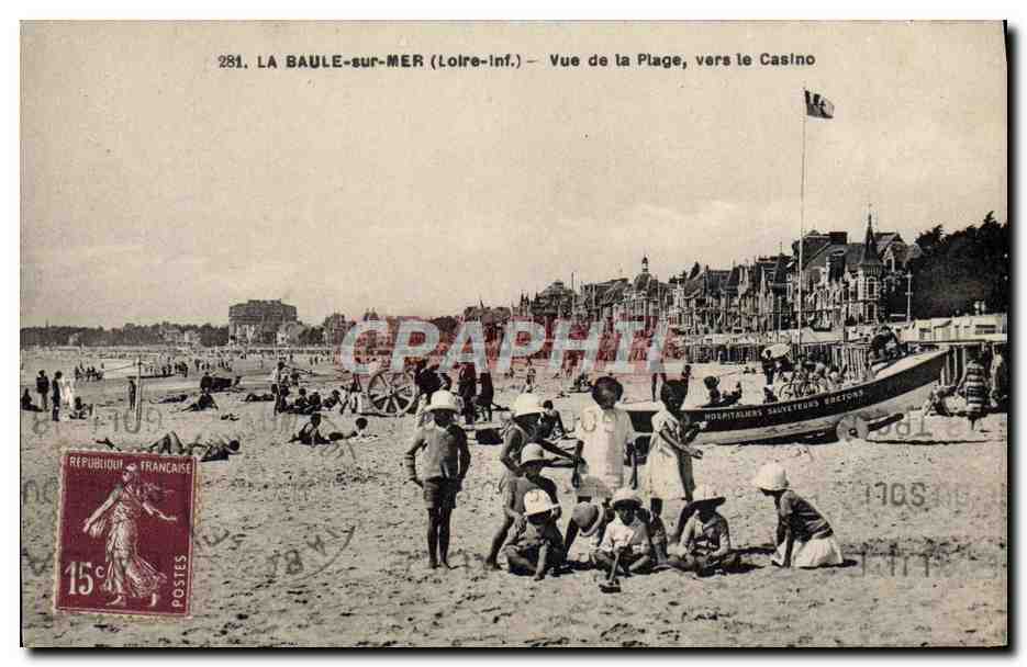 CPA La Baule Sur Mer Vue De La Plage Vers Le Casino Enfants