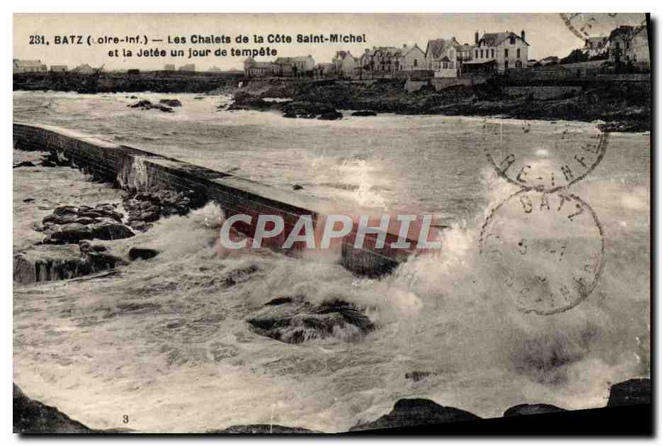 CPA Batz Les Chalets de la Cote Saint Michel et la jetee un jour de tempete