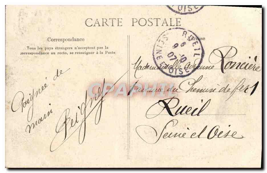 CPA La Normandie Une Vachere du Besin Folklore — Verso