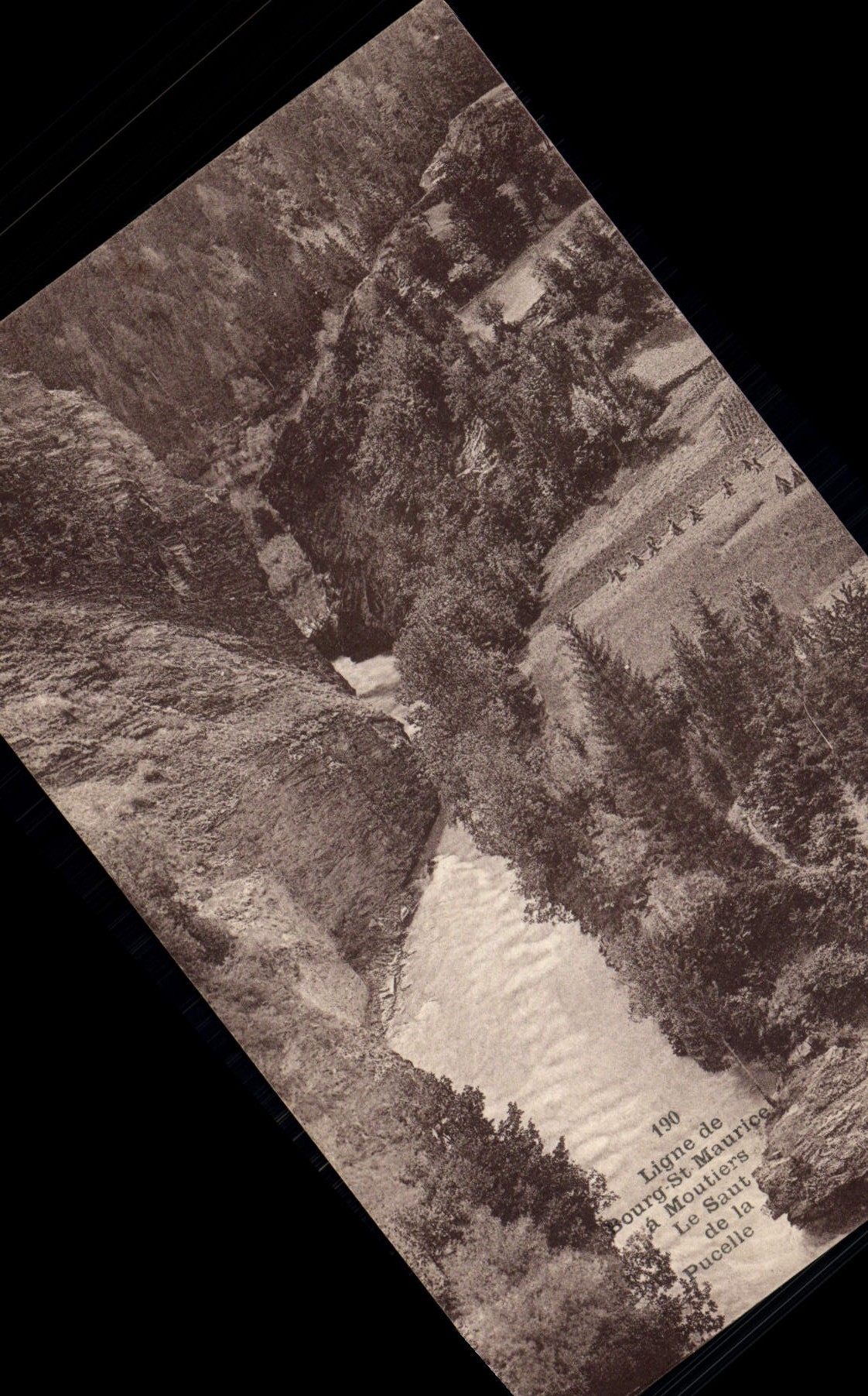CPA Ligne de Bourg St Maurice a Moutiers Le saut de la pucelle 
