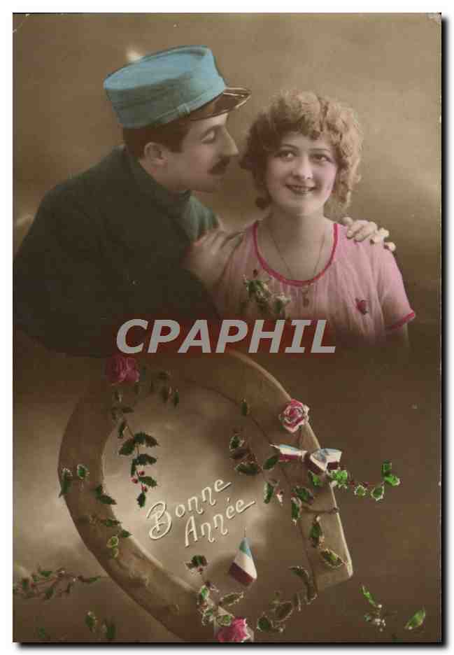 CPA Fantaisie Femme Soldat Militaria Fer a cheval