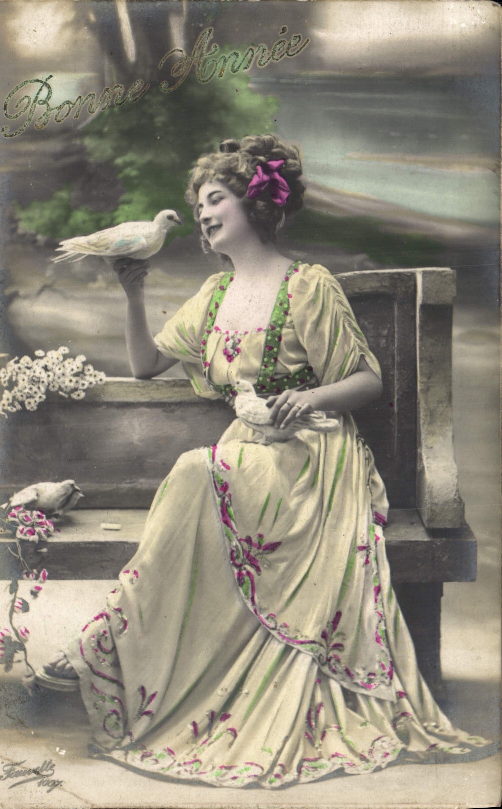 Jeune femme avec colombe — Bonne Année — Fauvillès, n° 149