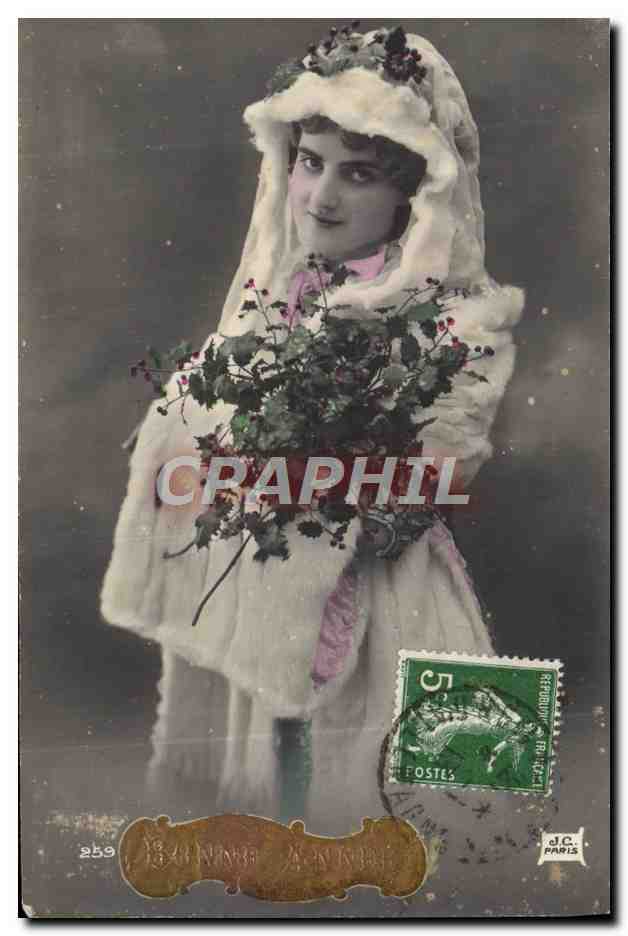 Junge Frau in weißer Pelzjacke — mit Blumenstrauß — Verlag J.C. Paris, Nr. 259