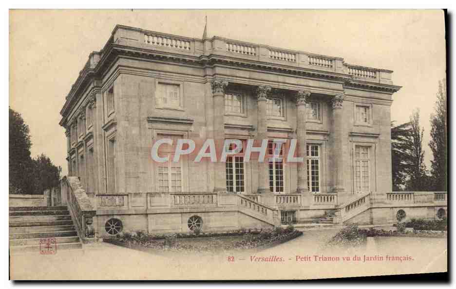 Versailles - Petit Trianon vu du Jardin français — éditeur S. Lévy, n° 82