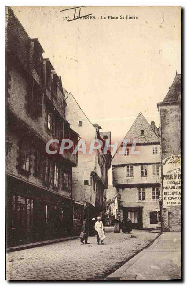 YANNES - La Place St Pierre — carte postale n°376