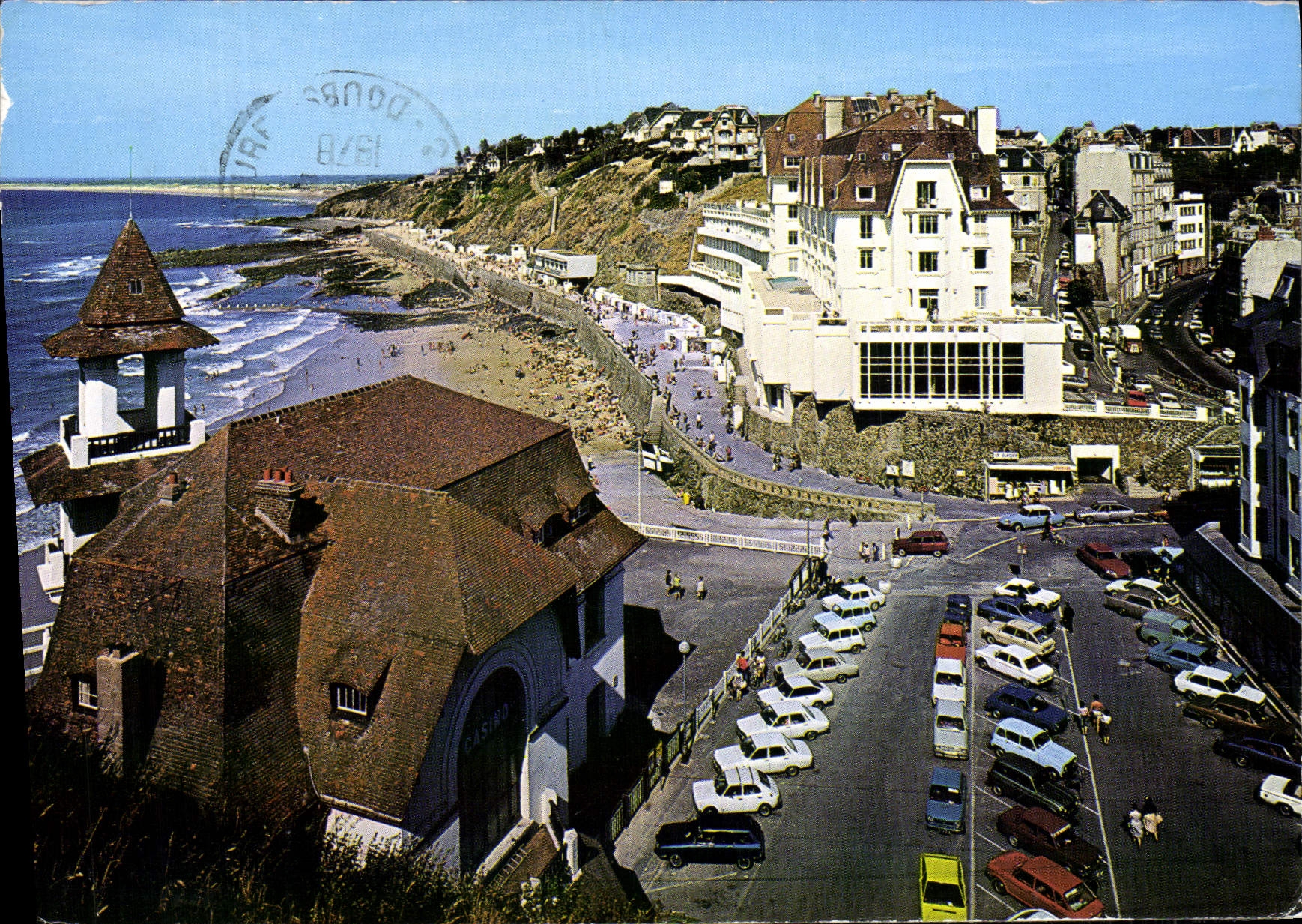 CPM Granville Le Casino La Plage Et l'etablissement de Thalassatherapie Le Normandy