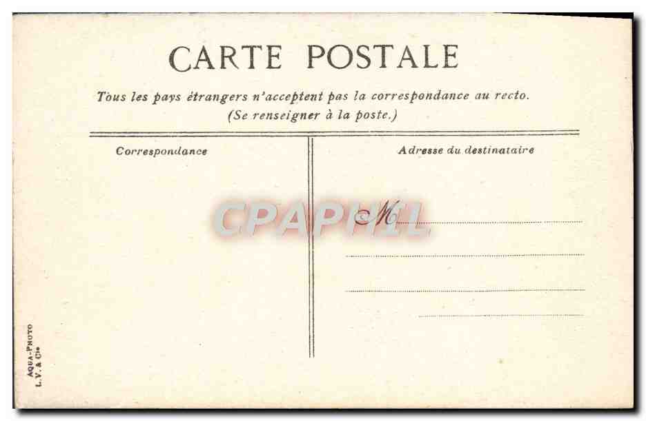 Nîmes. Le Lycée et le Boulevard des Arènes — L.V. & Cie, n° 30 — Reverso