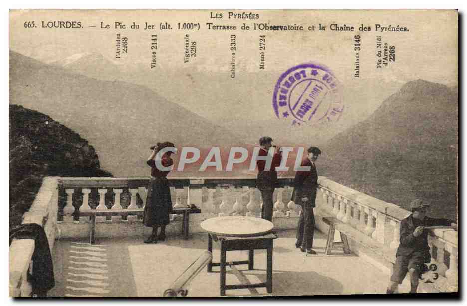 CPA Lourdes Le Pic Du Jer Terrasse de l'observatoire et la chaine des Pyrenees