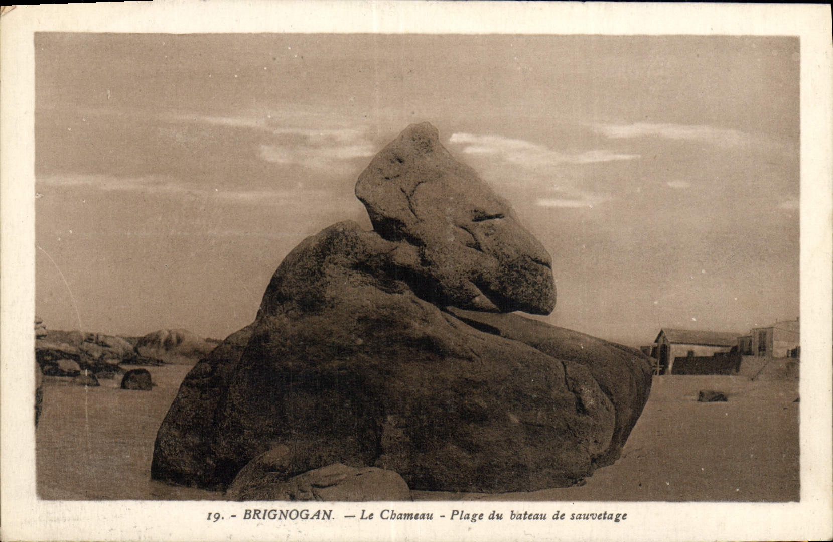 CPA Brignogan Le Chameau Plage Du Bateau De Sauvetage