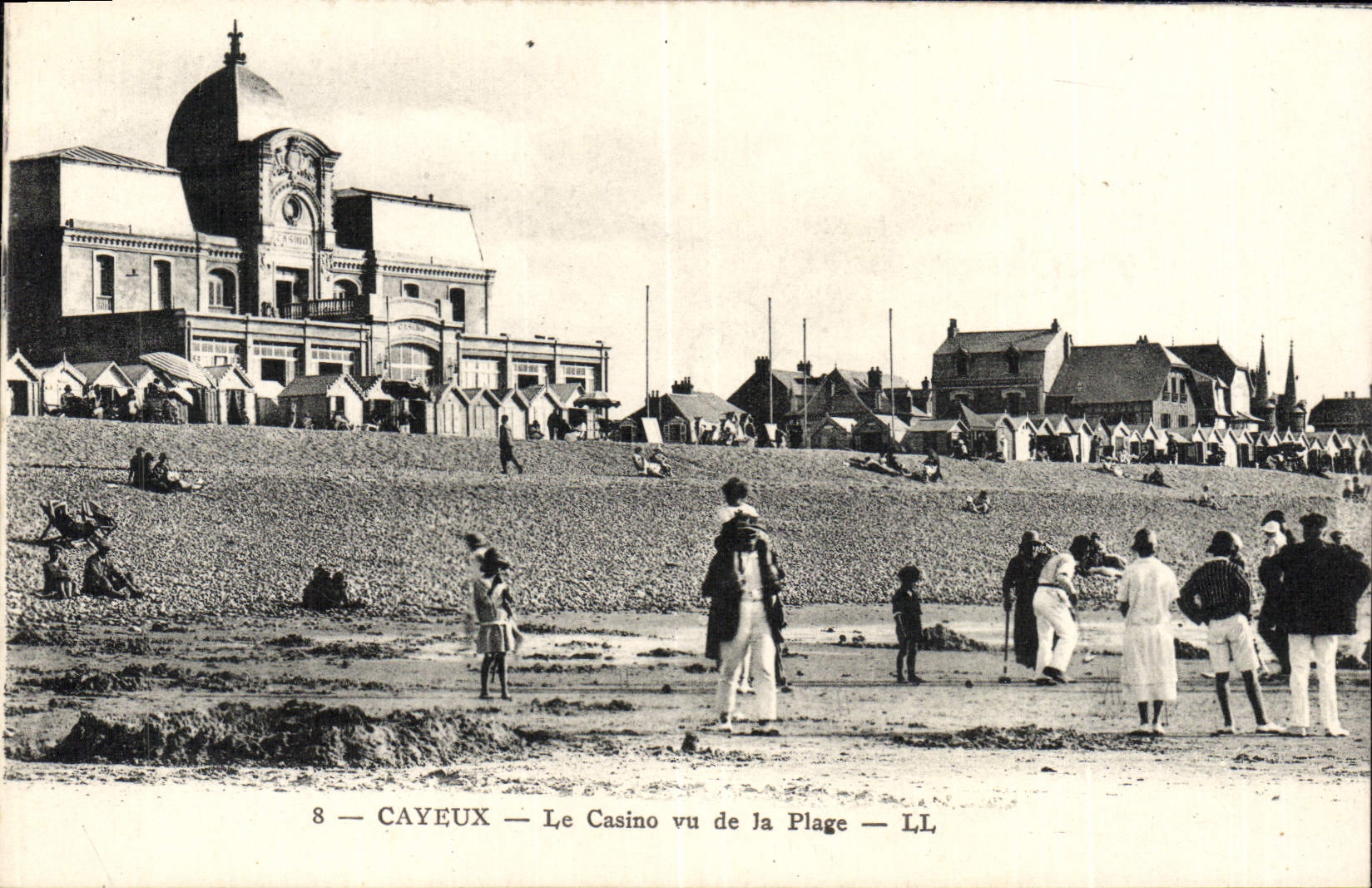 CPA Cayeux Le Casino Vu De La Plage