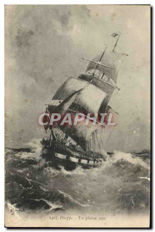CPA Dieppe En Pleine Mer Bateau