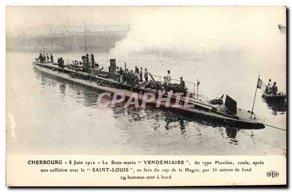 CPA Cherbourg 8 Juin 1912 Le Sous Marin Vendemiaire du type Pluviose Bateau 