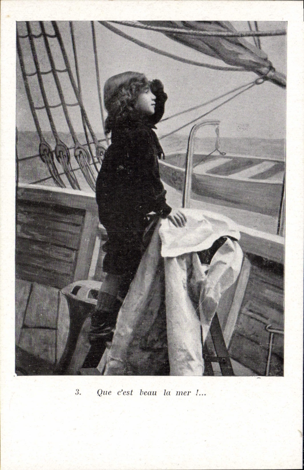 CPA L'Enfant Du Marin 