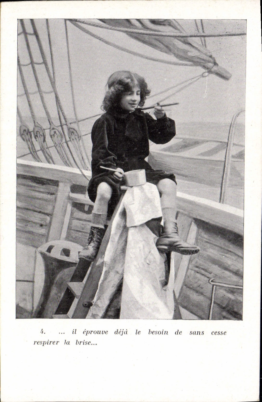 CPA L'Enfant Du Marin 
