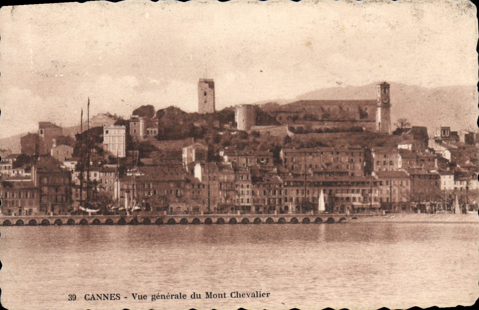 CANNES - Vue générale du Mont Chevalier — Édition des Dîmes de France, n°39