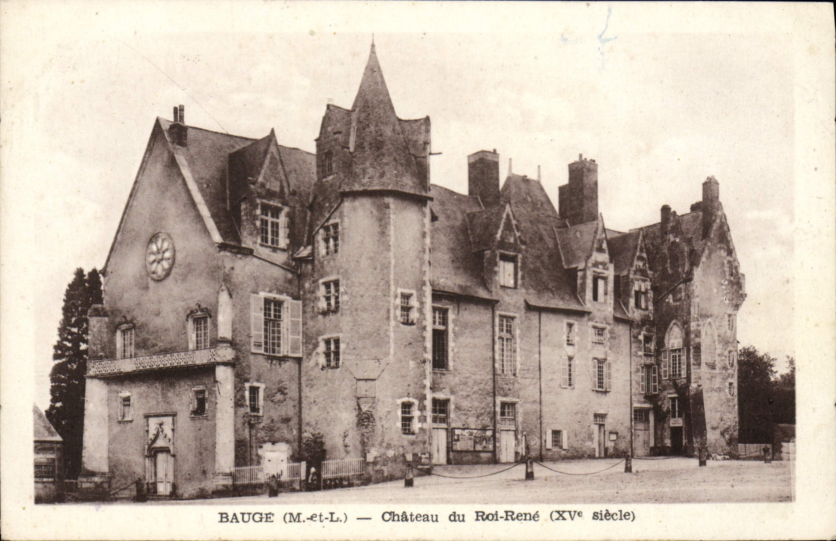 CPA Bauge Chateau du Roi Rene