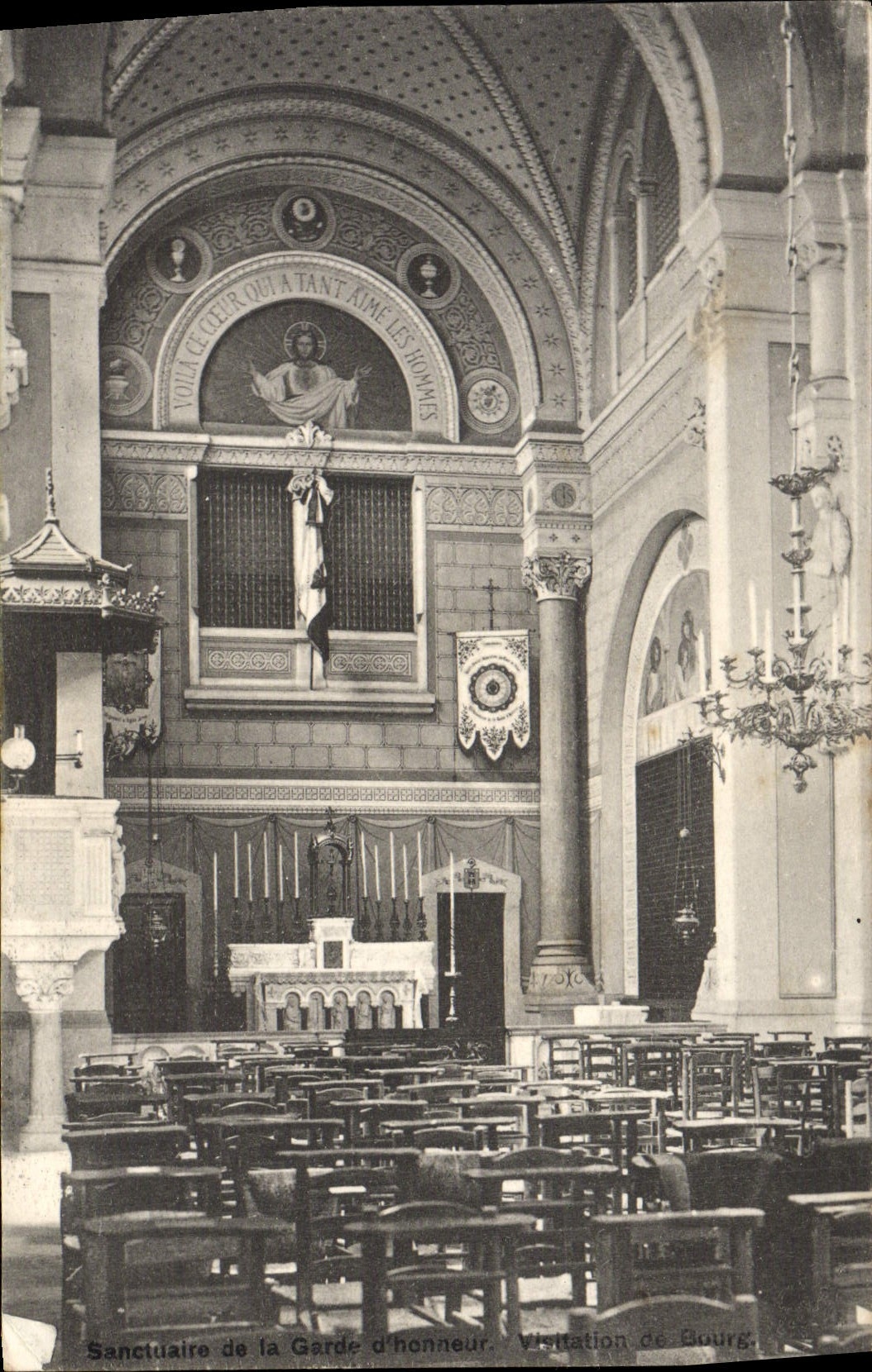CPA Sanctuaire de la garde d'honneur Visitation de Bourg