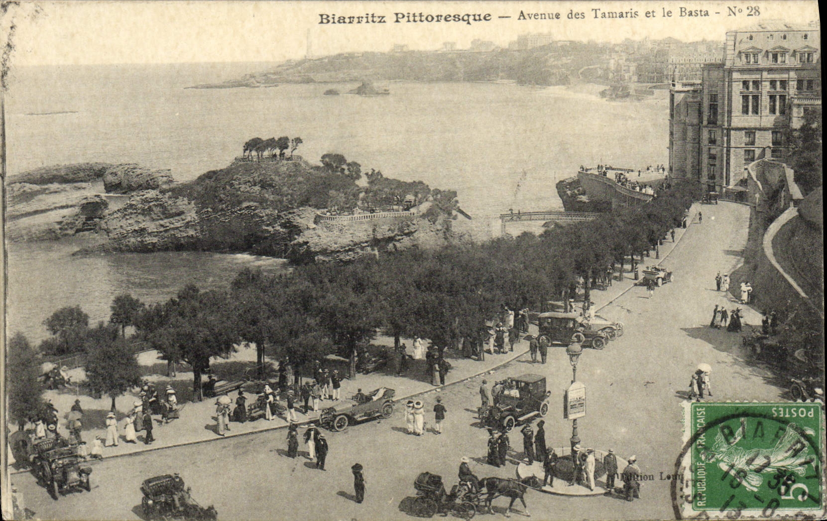 CPA Biarritz Pittoresque Avenue des Tamaris et le Basta Automobile Cheval