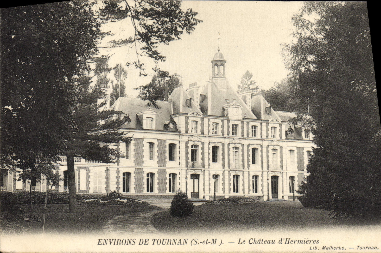 CPA Environs De Tournan Le Chateau d'Hermieres