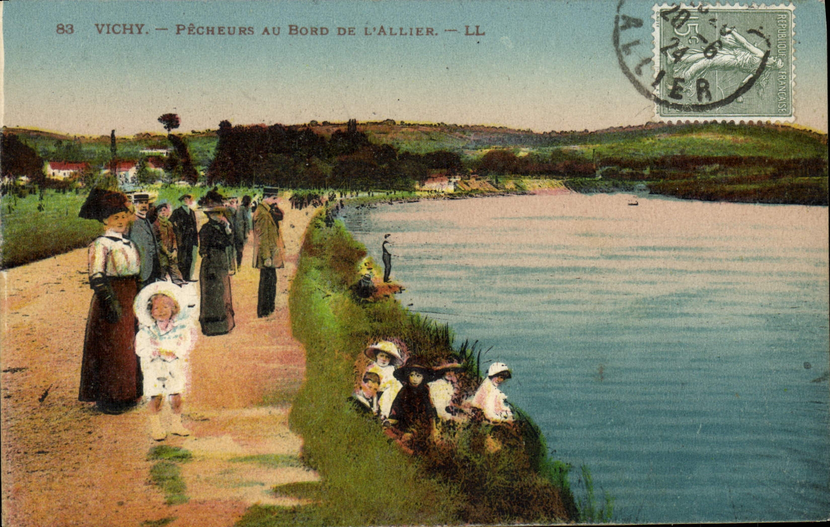 CPA Vichy Pecheurs Au Bord De L'Allier Peche 