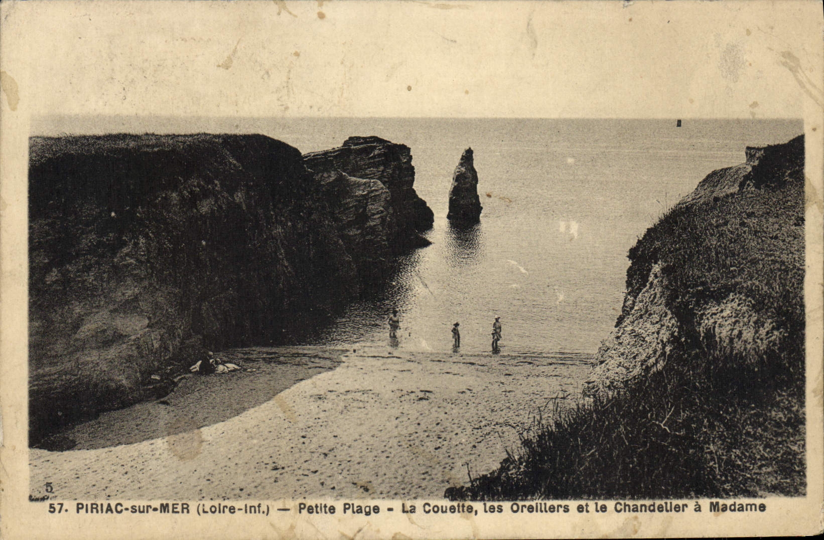 CPA Piriac Sur Mer Petite Plage La Couette les orelliers et le Chandelier a Madame