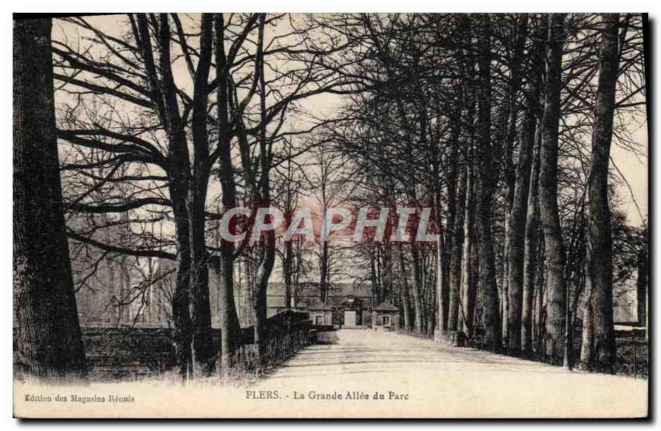 CPA Flers La Grande Allee du Parc