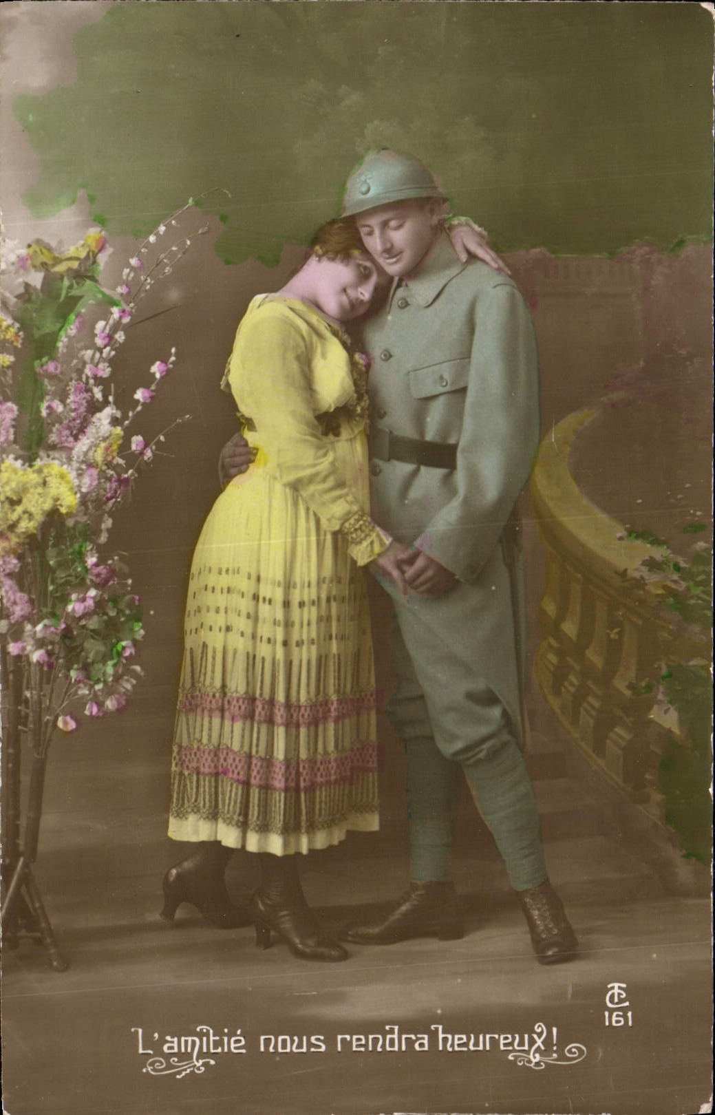 CPA L'Amitie Nous Rendra Heureux Soldat Militaria