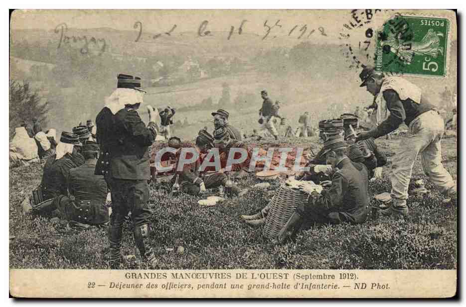 CPA Grandes Manoeuvres De L'Ouest Septembre 1912 Dejeuner des officiers pendant une grande halte d'infanterie Militaria 