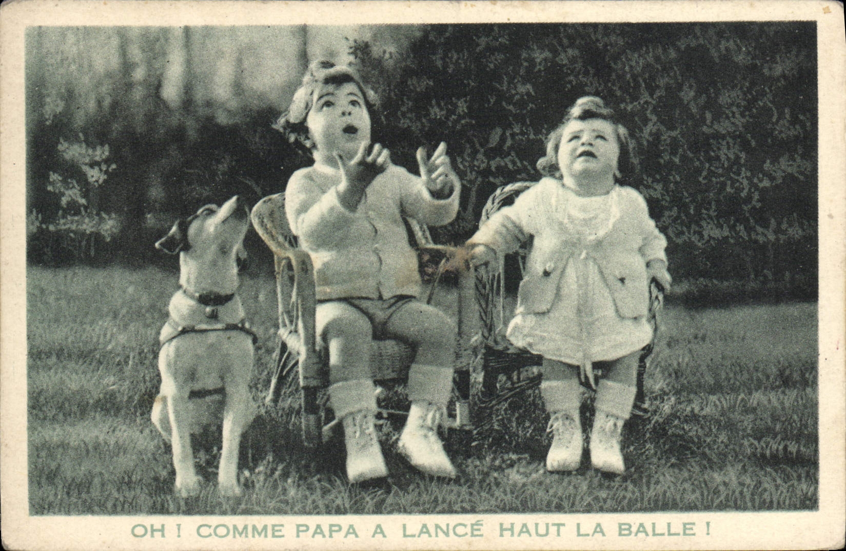 CPA Oh Comme Papa A Lance Haut La Balle Enfants chien 
