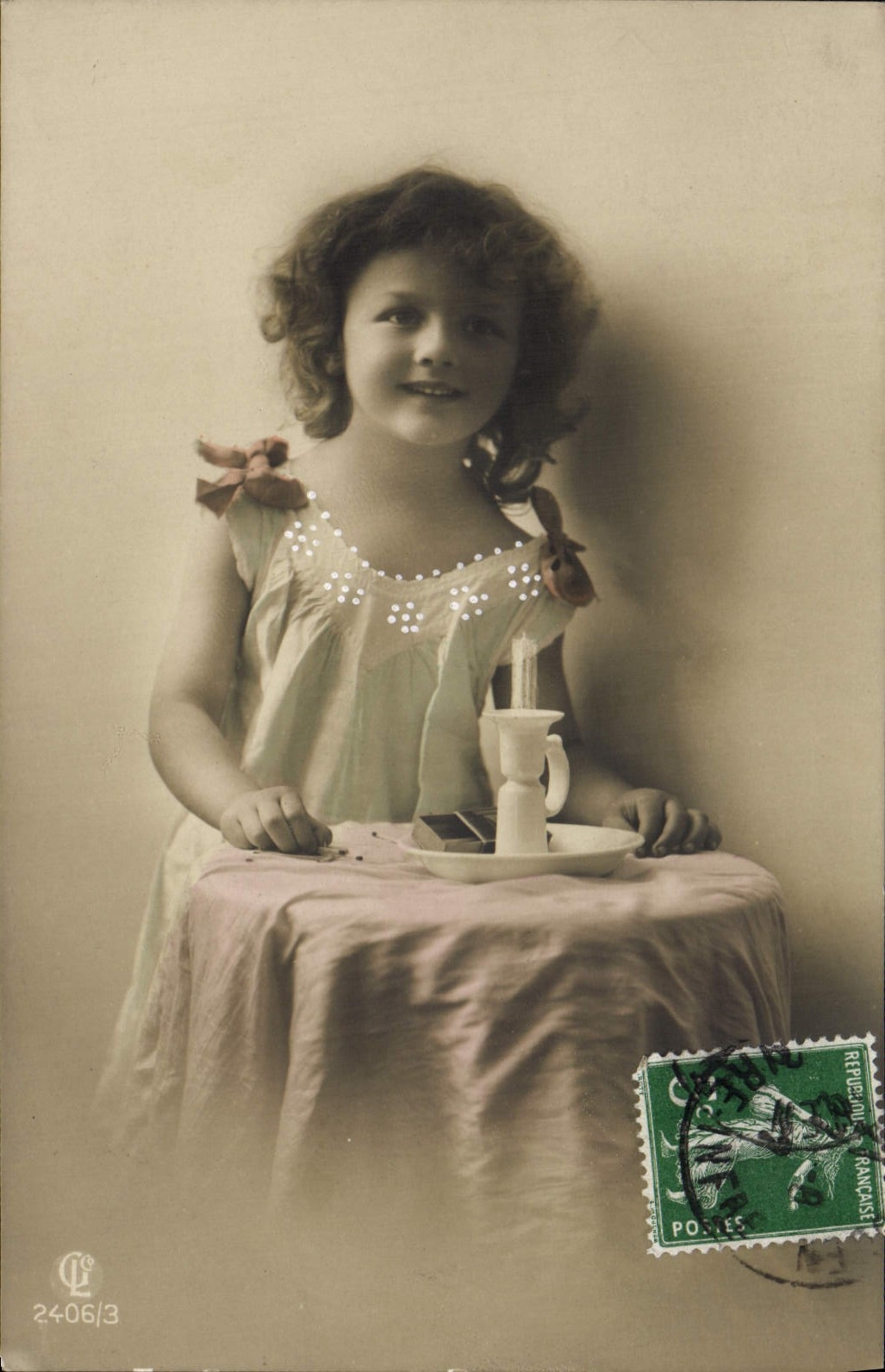 CPA Fantaisie Enfant Bougie
