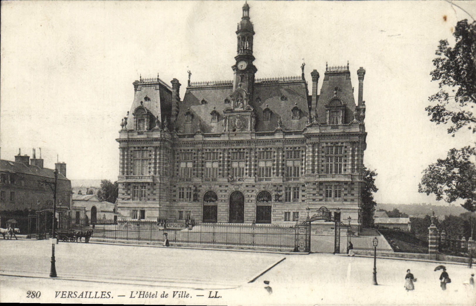 CPA Versailles L'Hotel de Ville Publicite Chocolat Mokta Williot