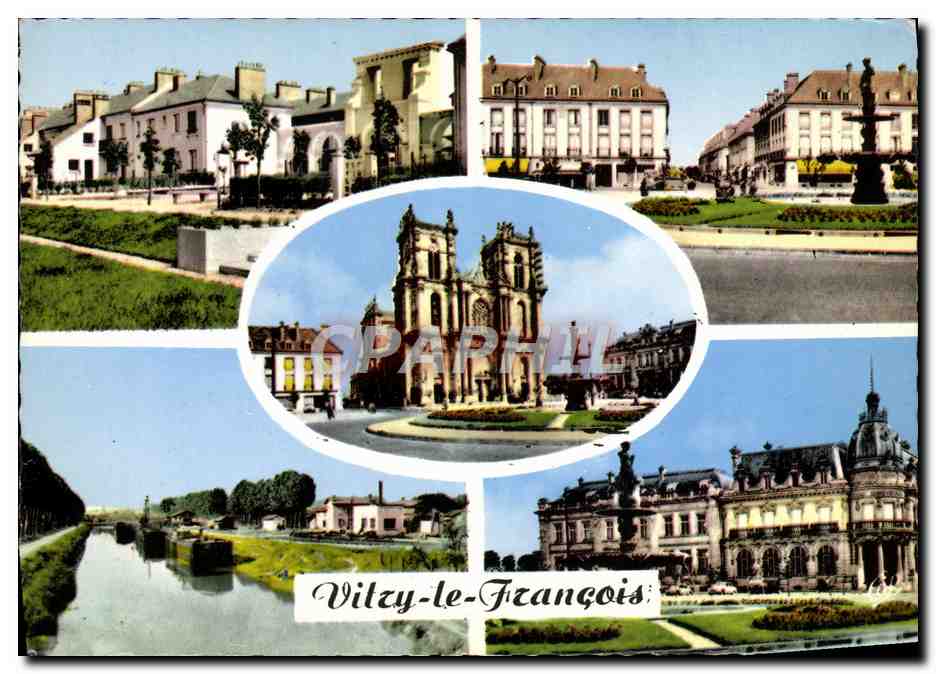 CPM Vitry le Francois Jardin des Minimes Place d'armes L'eglise Le canal Vue vers la Caisse d'Epargne 