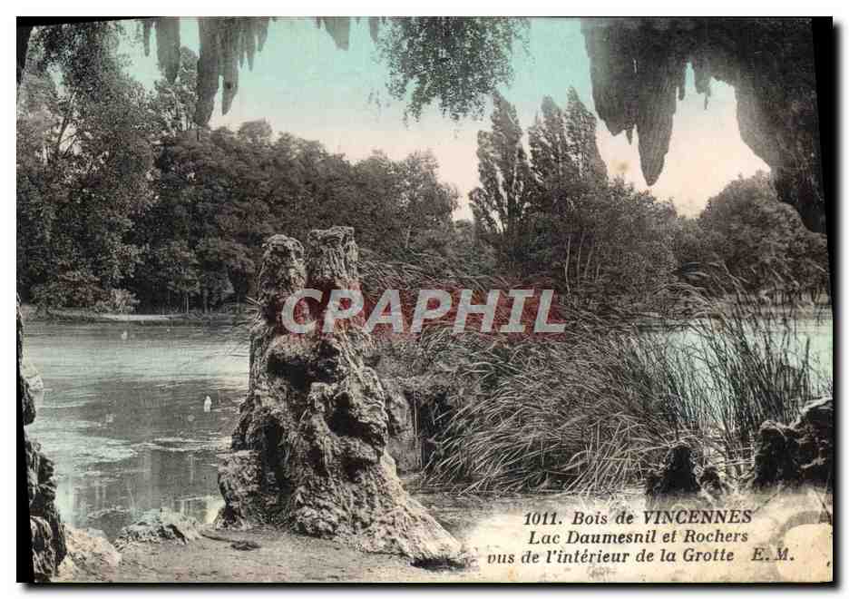 Lac Daumesnil et Rochers — vus de l'intérieur de la Grotte — E.M. — n° 1011