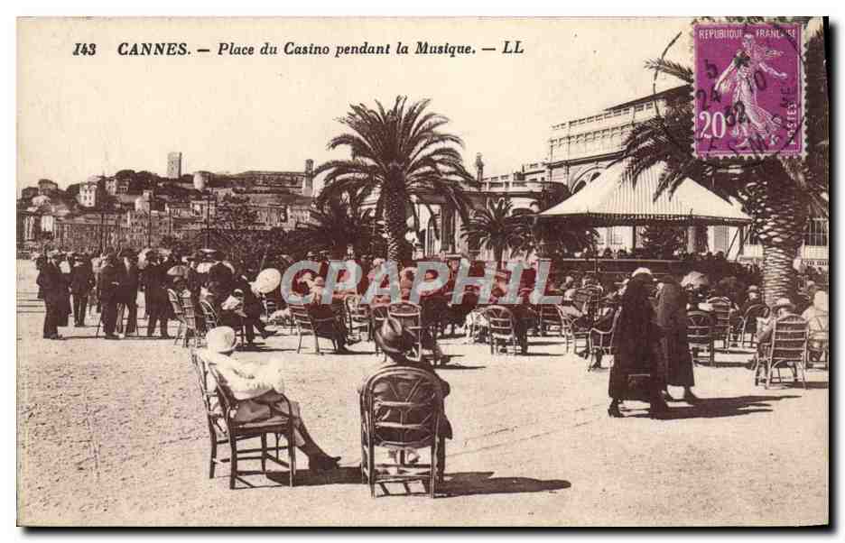 CANNES — Place du Casino pendant la Musique — LL