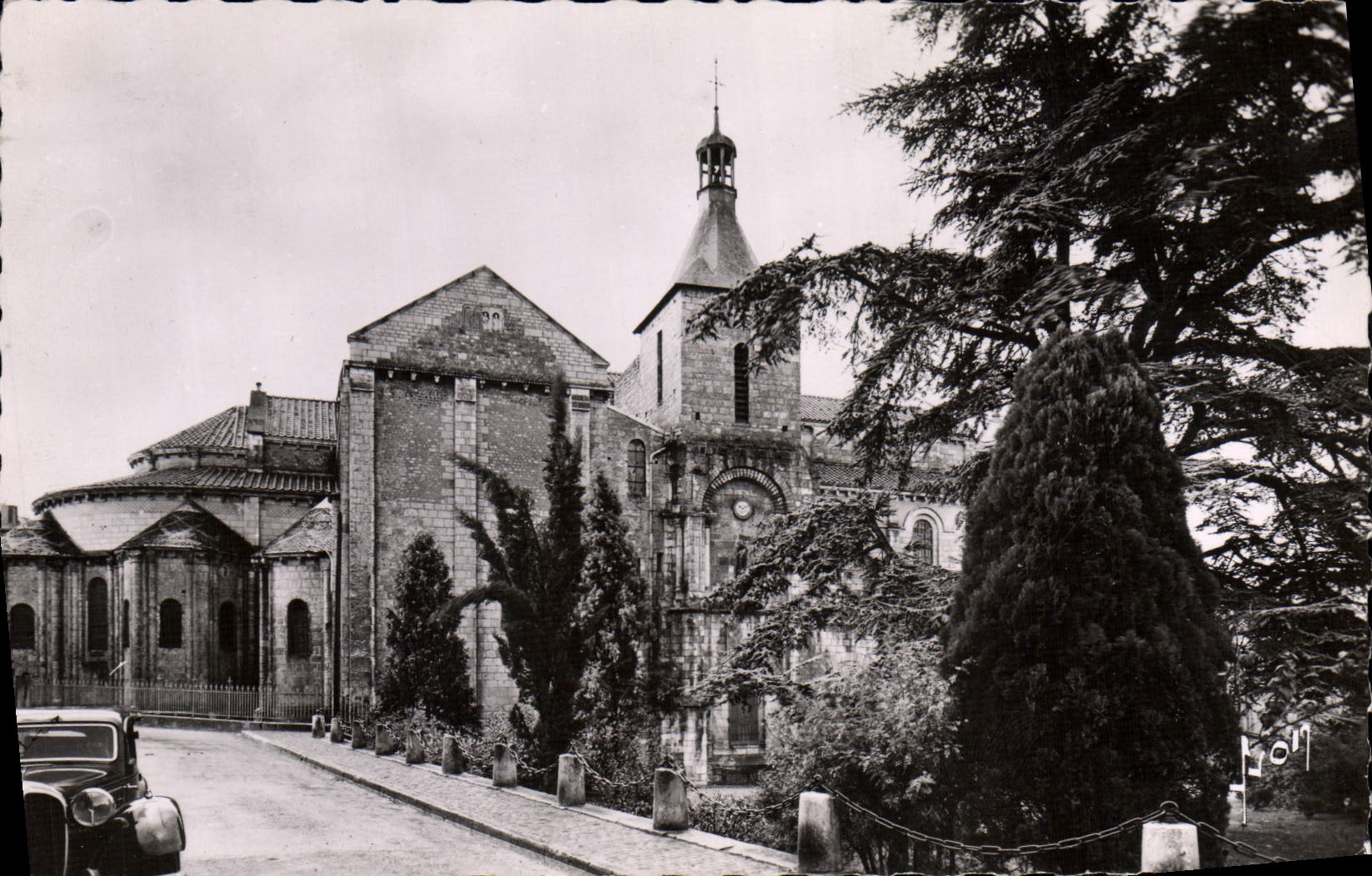 CPM Poitiers L'Eglise Saint Hilaire