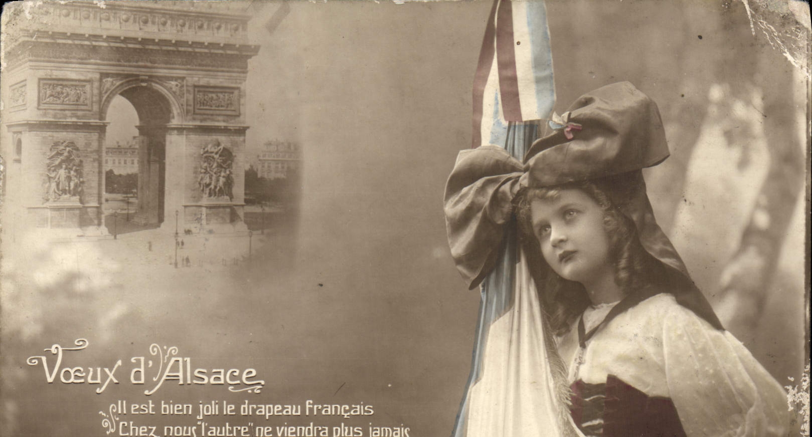 CPA Voeux d'Alsace Femme Arc de Triomphe 