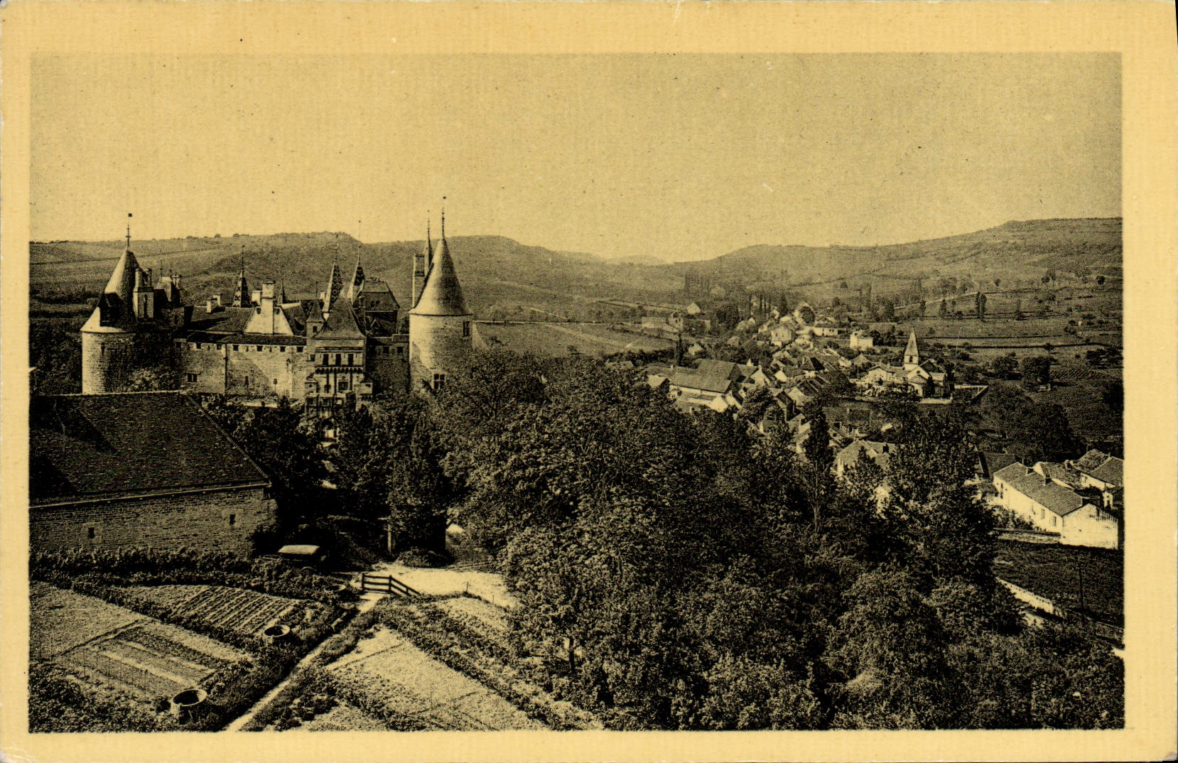 CPA Environs de Nolay Le chateau et le village de la Roche Pot 