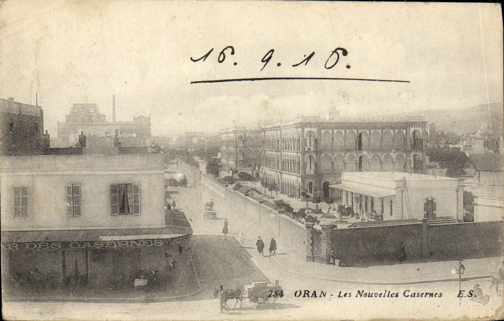 CPA Oran Les Nouvelles Casernes Militaria