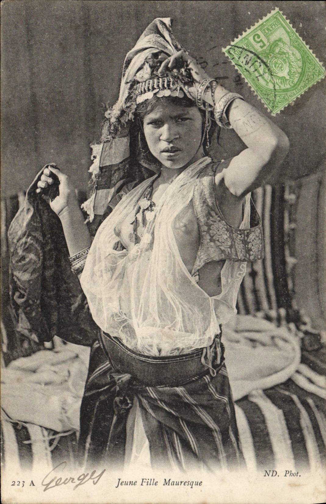 CPA Jeune Fille Mauresque