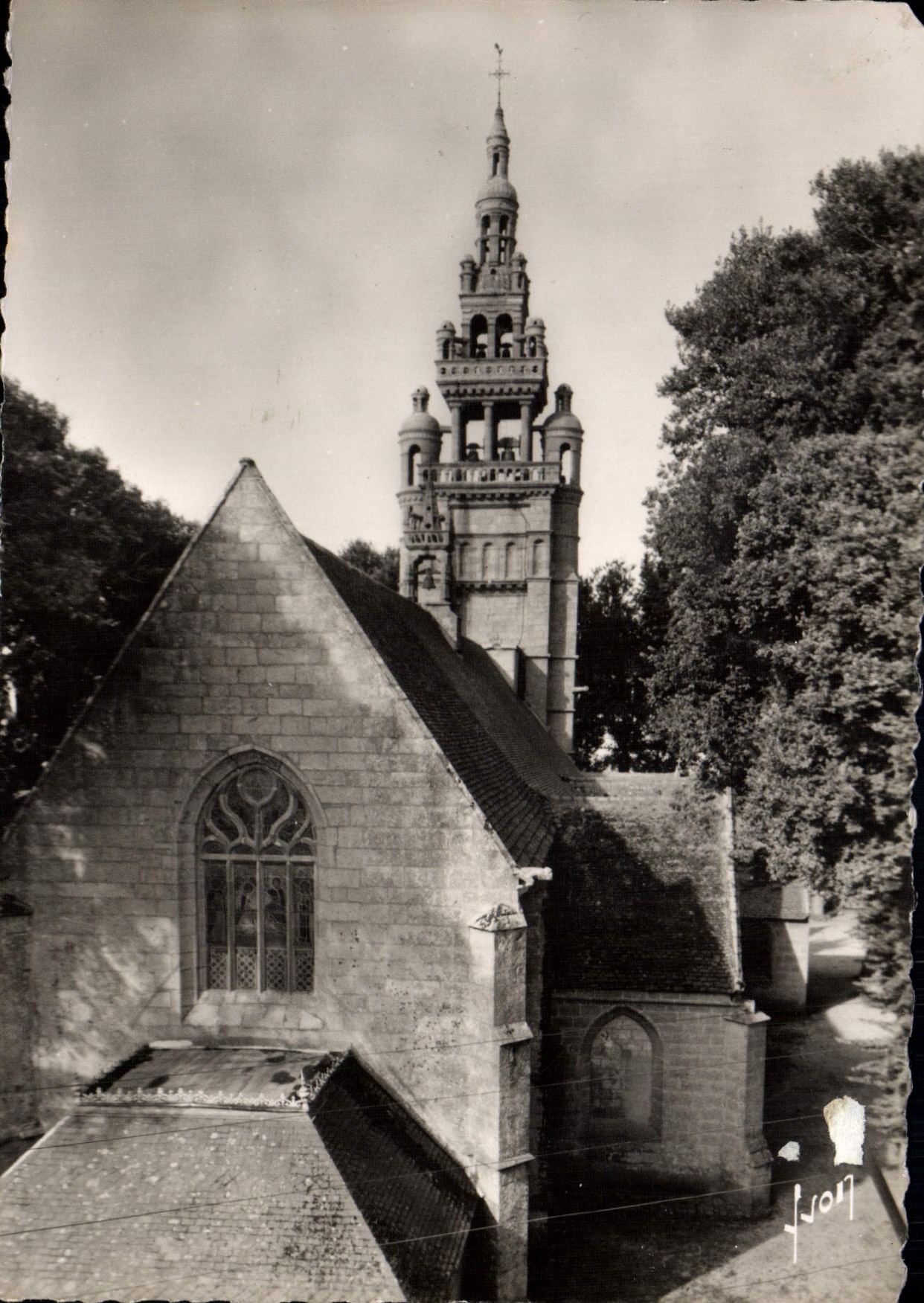 CPM Roscoff Abside De Notre Dame De Croaz Baz Et Son Clocher