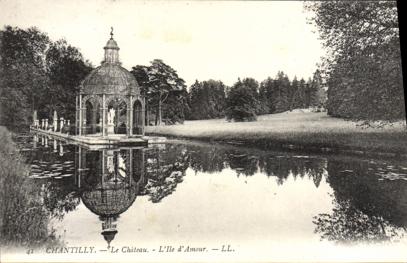 Chantilly — Le Château - L'Île d'Amour — LL.