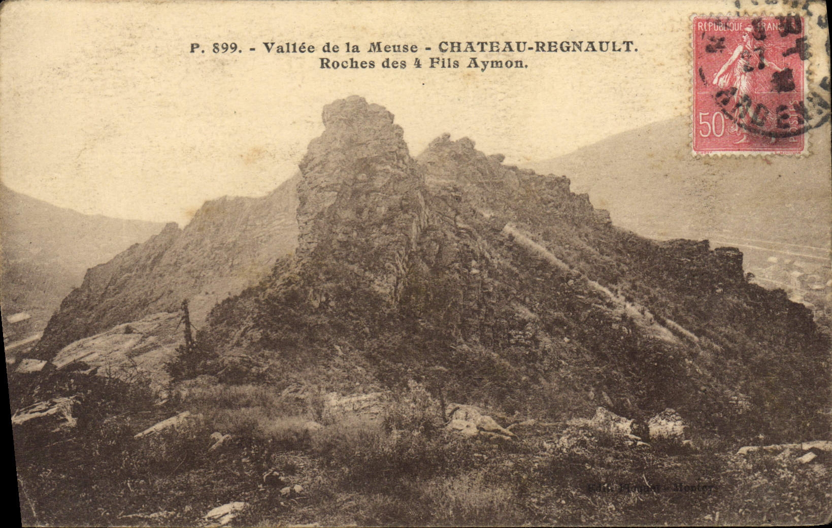 CPA Vallee De La Meuse Chateau Regnault Roches Des 4 Fils Aymon